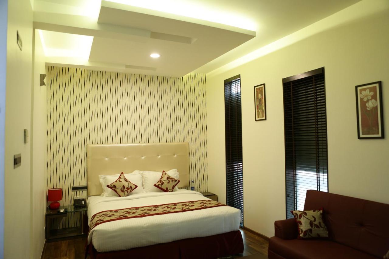 The Spin Hotel Chennai Extérieur photo