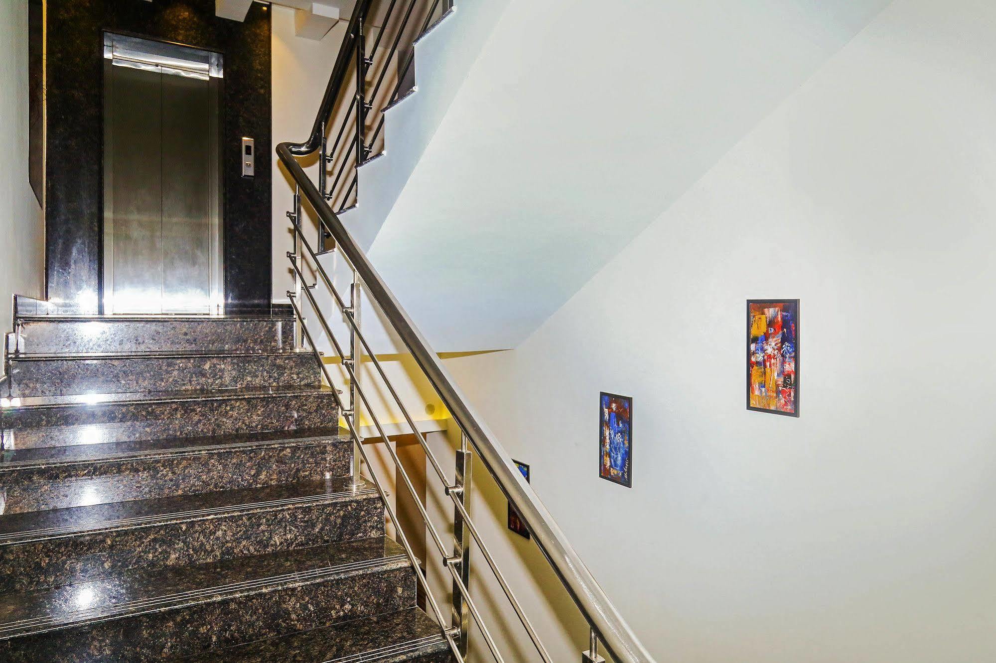 The Spin Hotel Chennai Extérieur photo